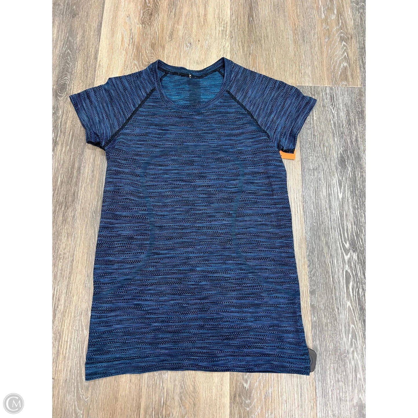Athletic Top Short Sleeve By Lululemon In Blue, Size: 6