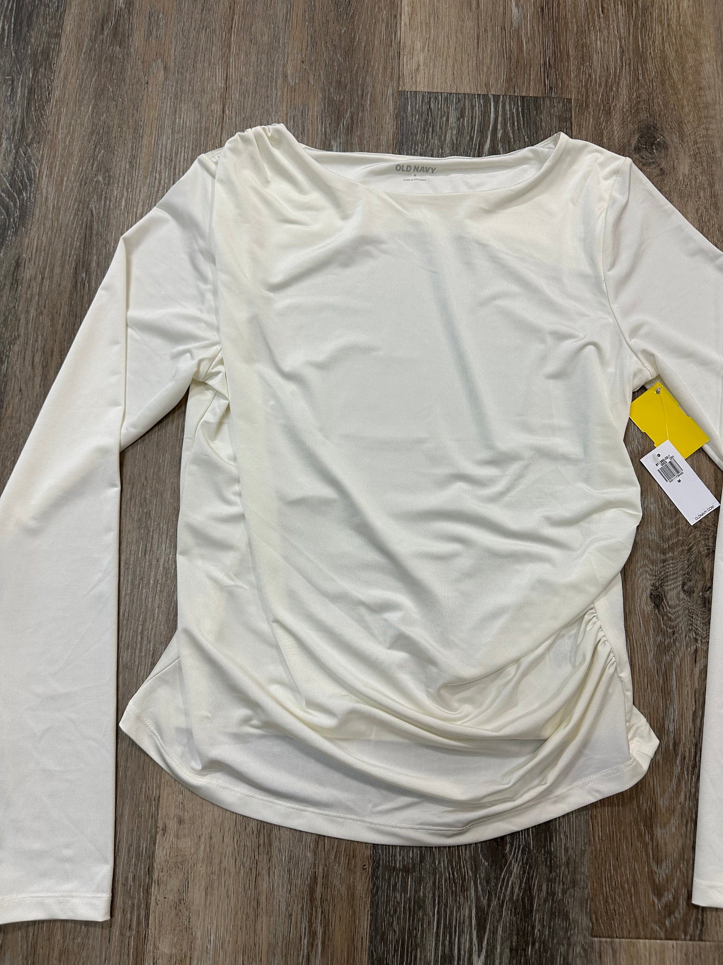 Top Long Sleeve By Old Navy In Cream, Size: M