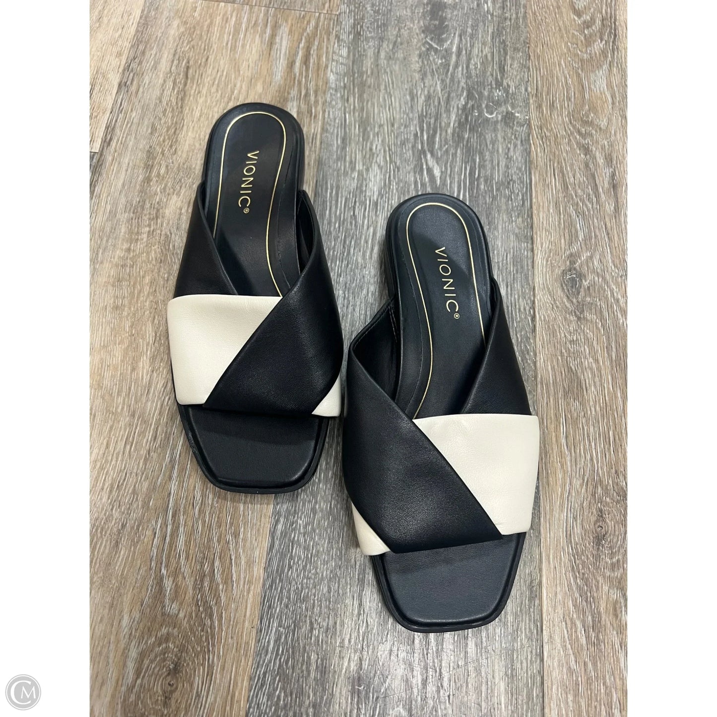 Sandals Flats By Vionic In Black, Size: 8
