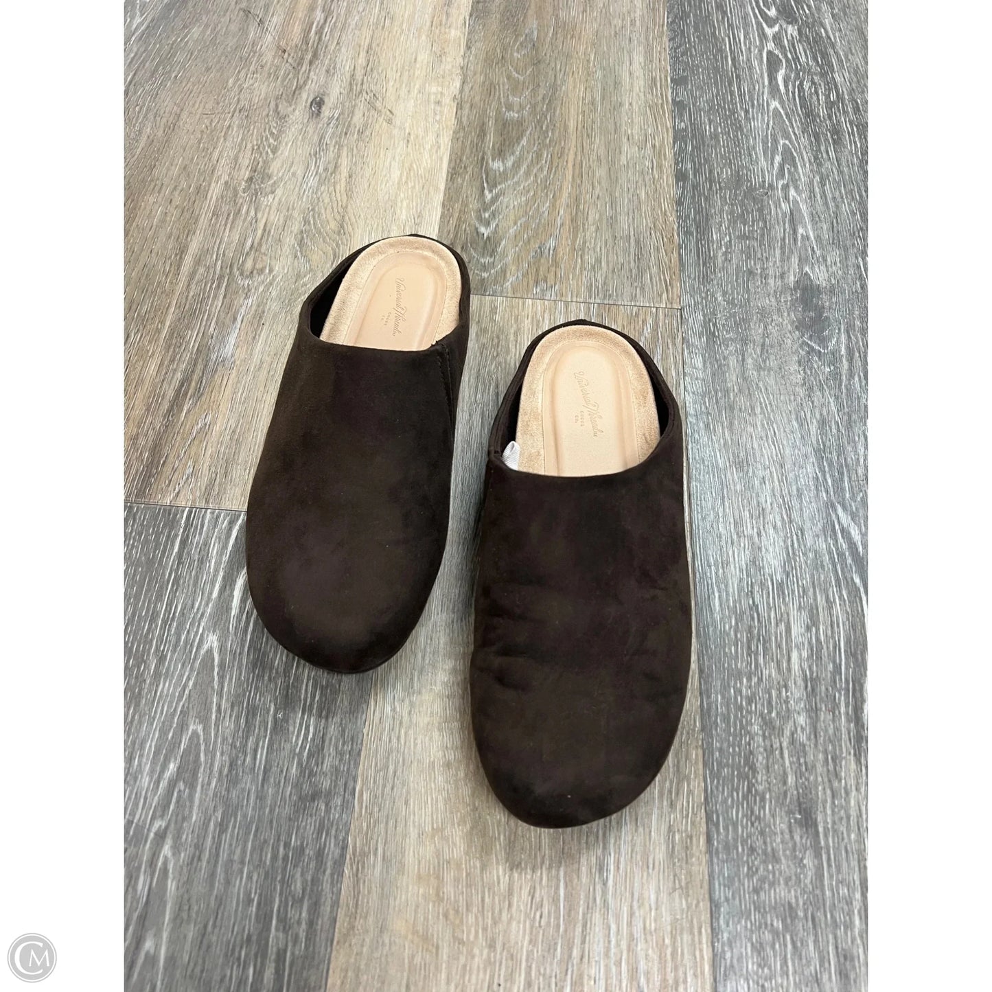 Shoes Flats By Universal Thread In Brown, Size: 7