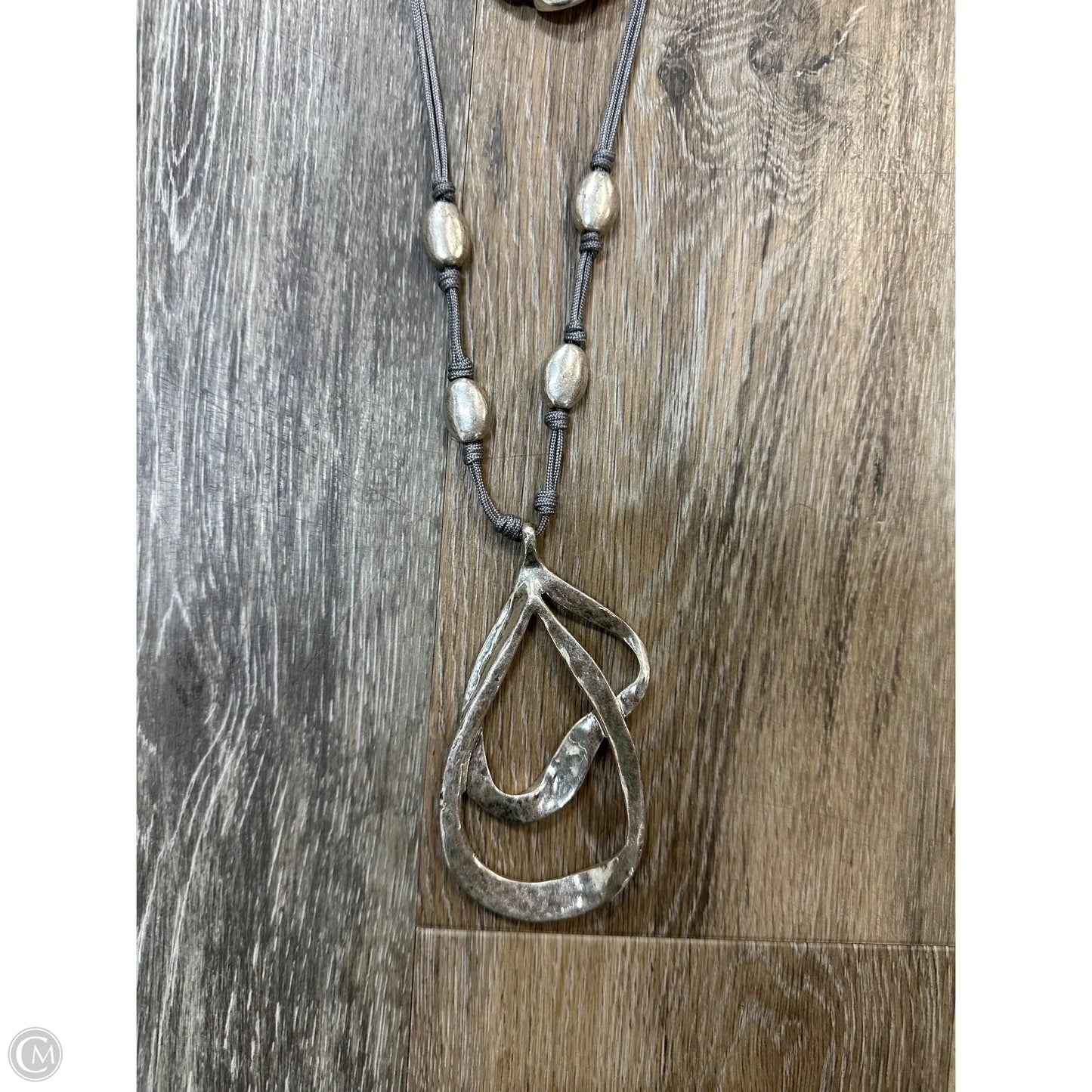 Necklace Charm By Cmc, Size: 02 Piece Set