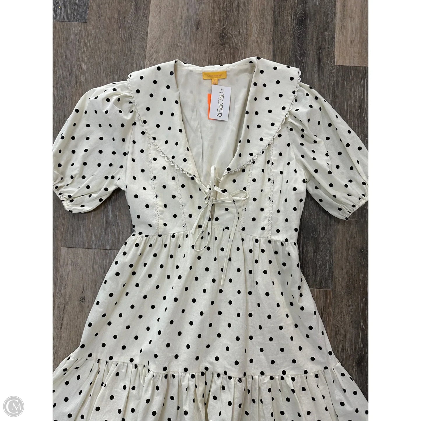 •Dress Casual Short By Flying Tomato In Polkadot Pattern, Size: L