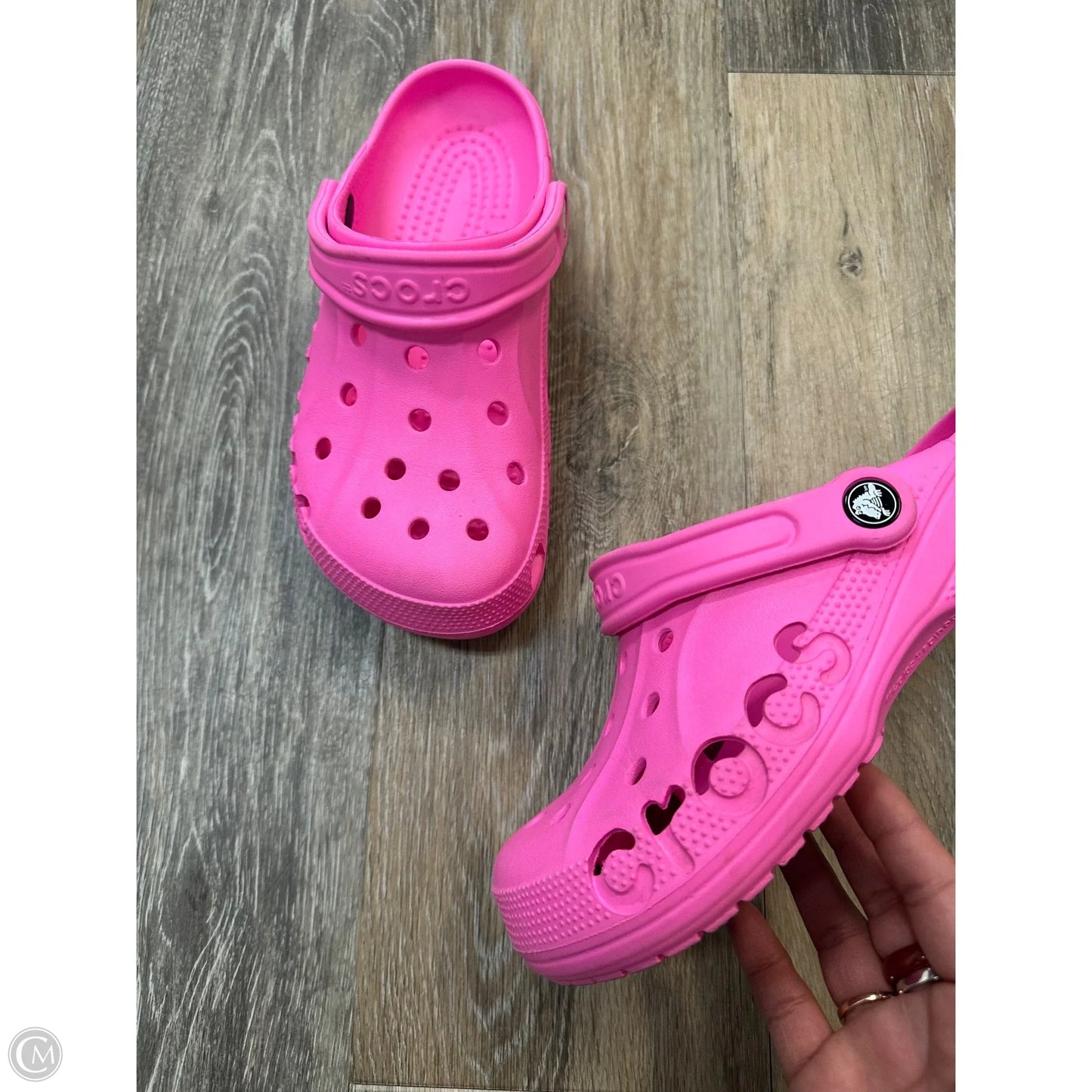 Shoes Flats By Crocs In Pink, Size: 7
