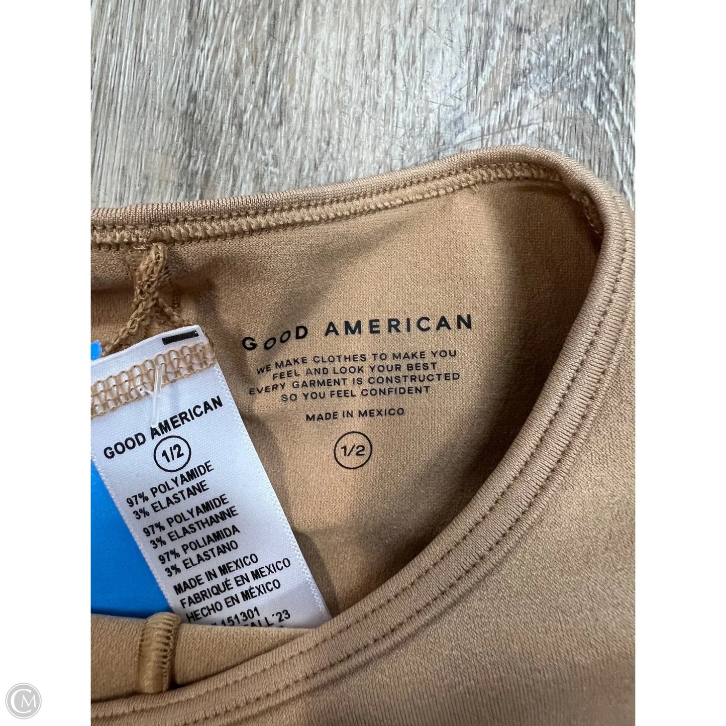 Top Short Sleeve By Good American In Tan, Size: S/M