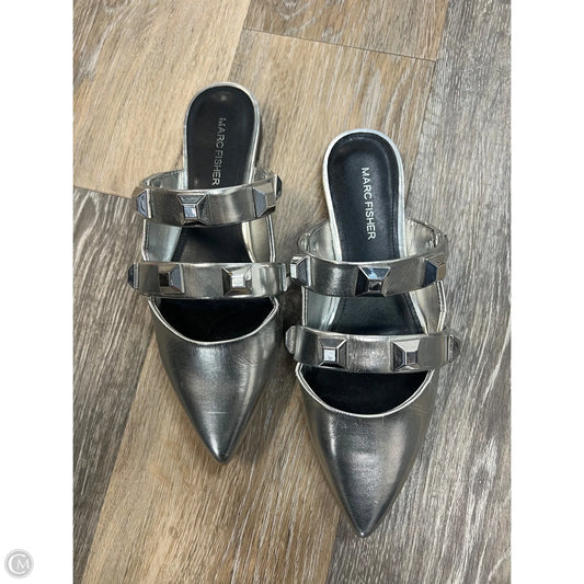 Shoes Flats By Marc Fisher In Silver, Size: 7