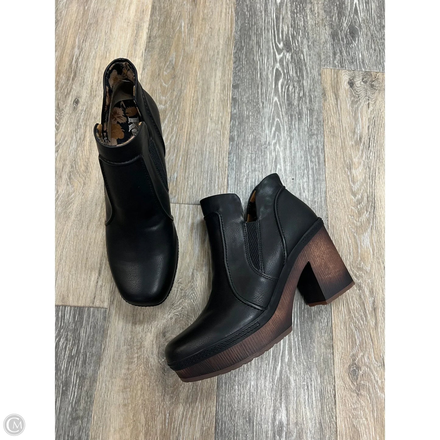 Boots Ankle Heels By Korks In Black, Size: 8.5