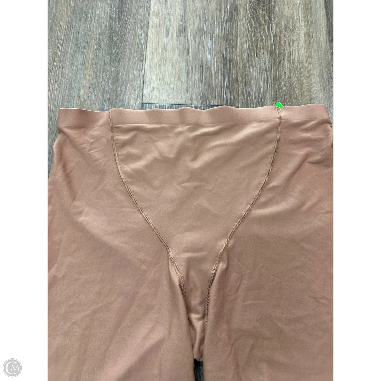 Athletic Shorts By Duluth Trading In Tan, Size: L