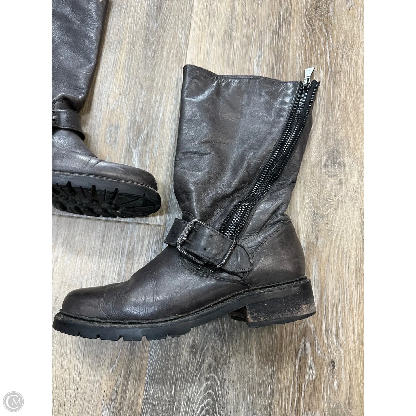 Boots Designer By Frye In Grey, Size: 9