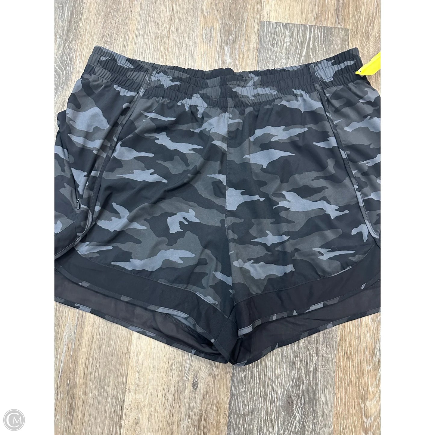 Athletic Shorts By Athleta In Camouflage Print, Size: 1x