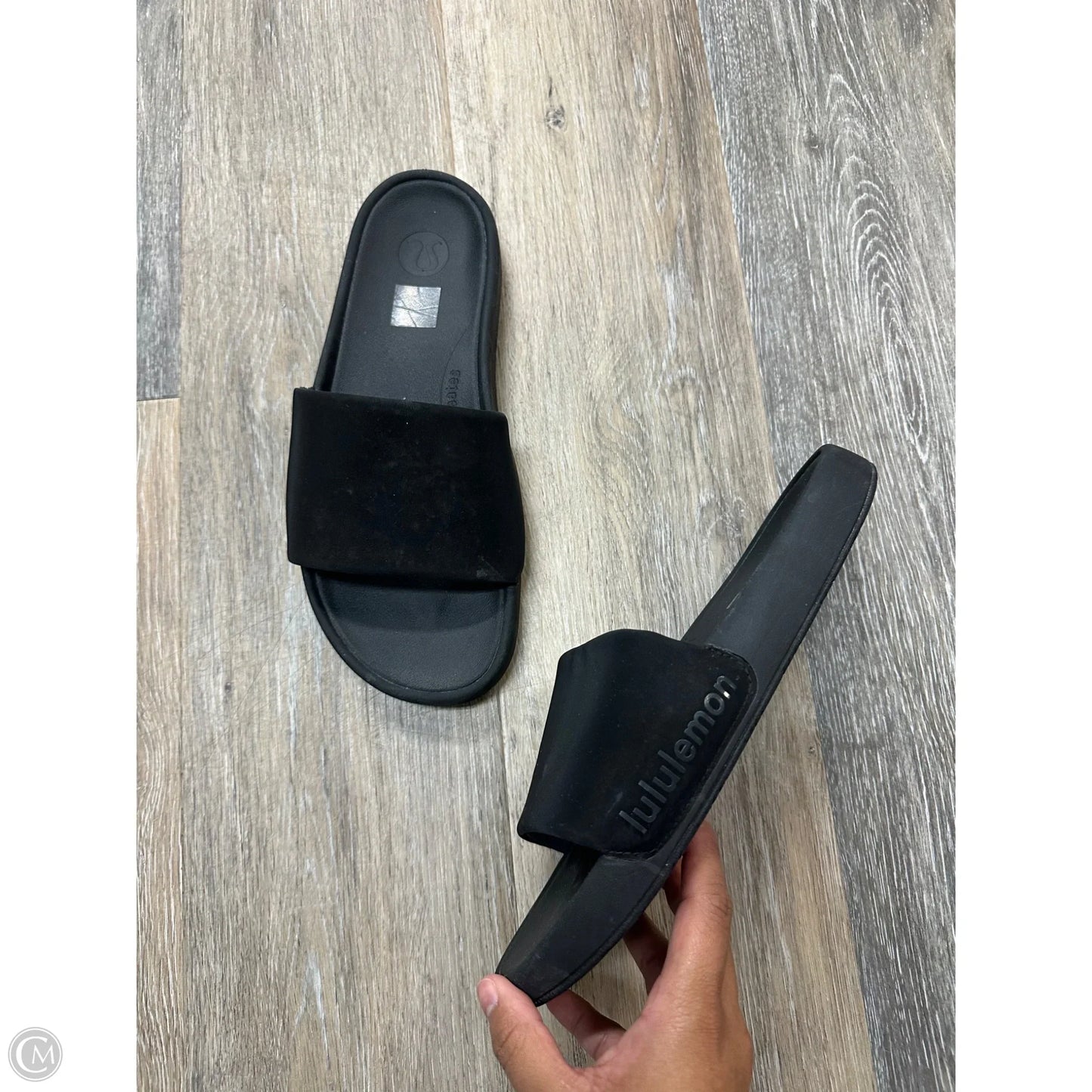 Sandals Flats By Lululemon In Black, Size: 9