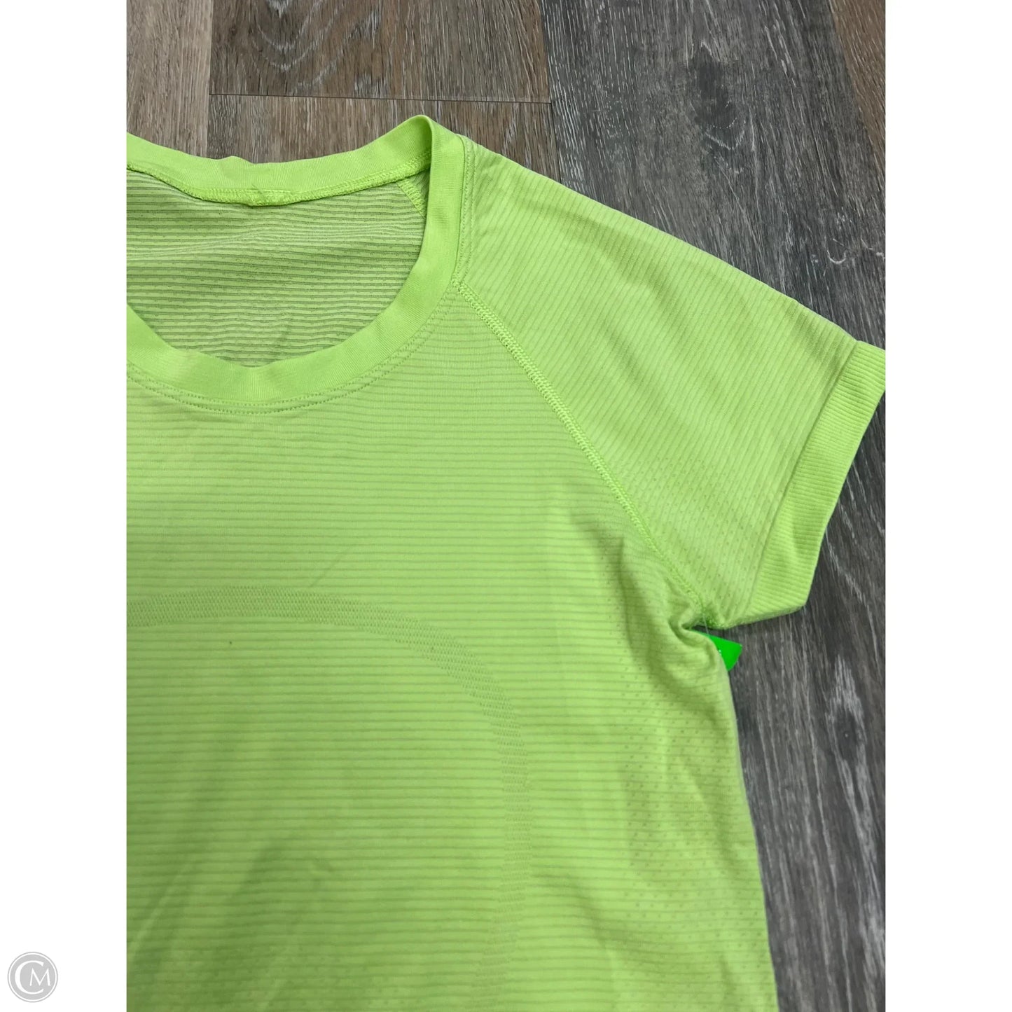 Athletic Top Short Sleeve By Lululemon In Green, Size: 4