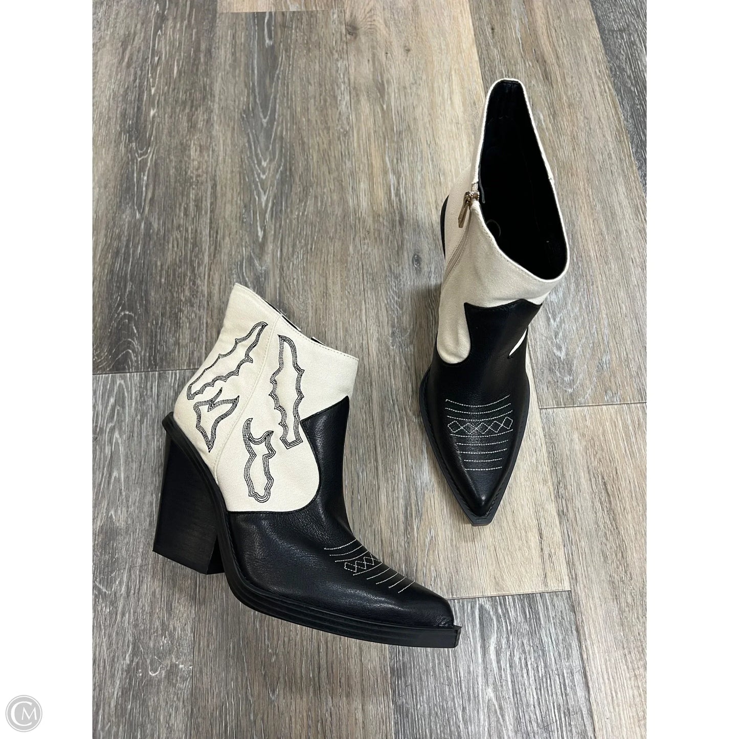 -Boots Western By Jessica Simpson In Black & White, Size: 9