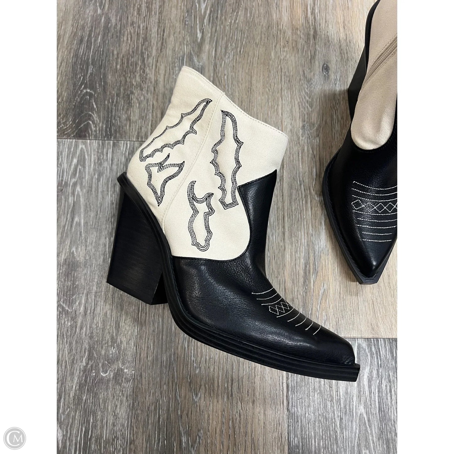 -Boots Western By Jessica Simpson In Black & White, Size: 9