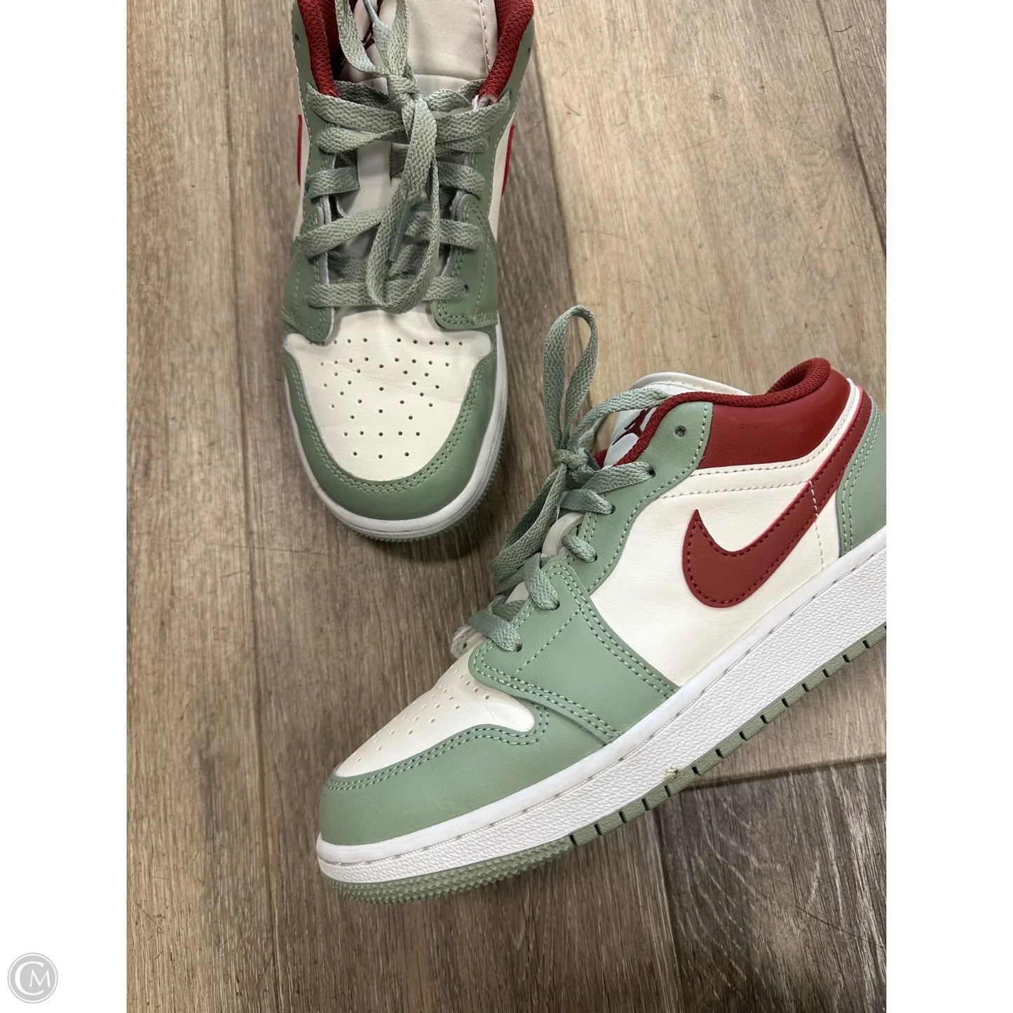 Shoes Athletic By Nike In Green & Red, Size: 5