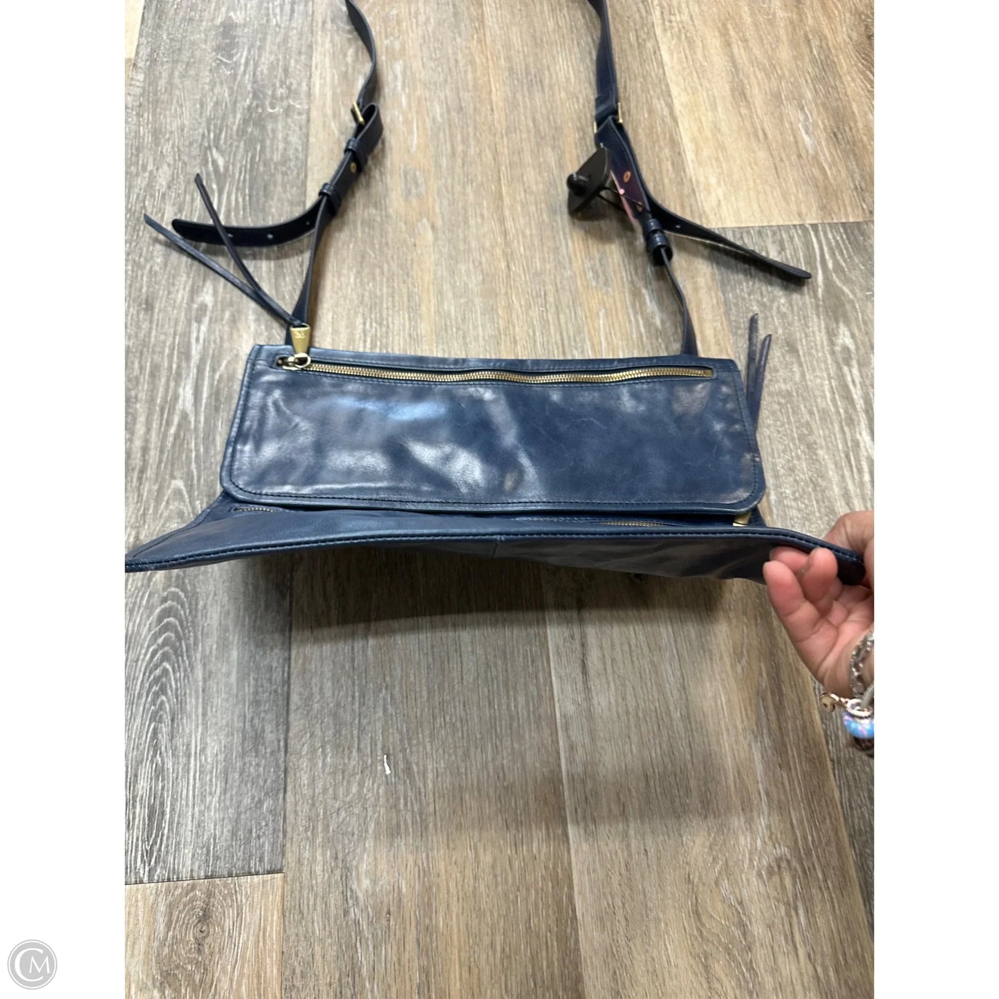 Crossbody By Hobo Intl, Size: Medium