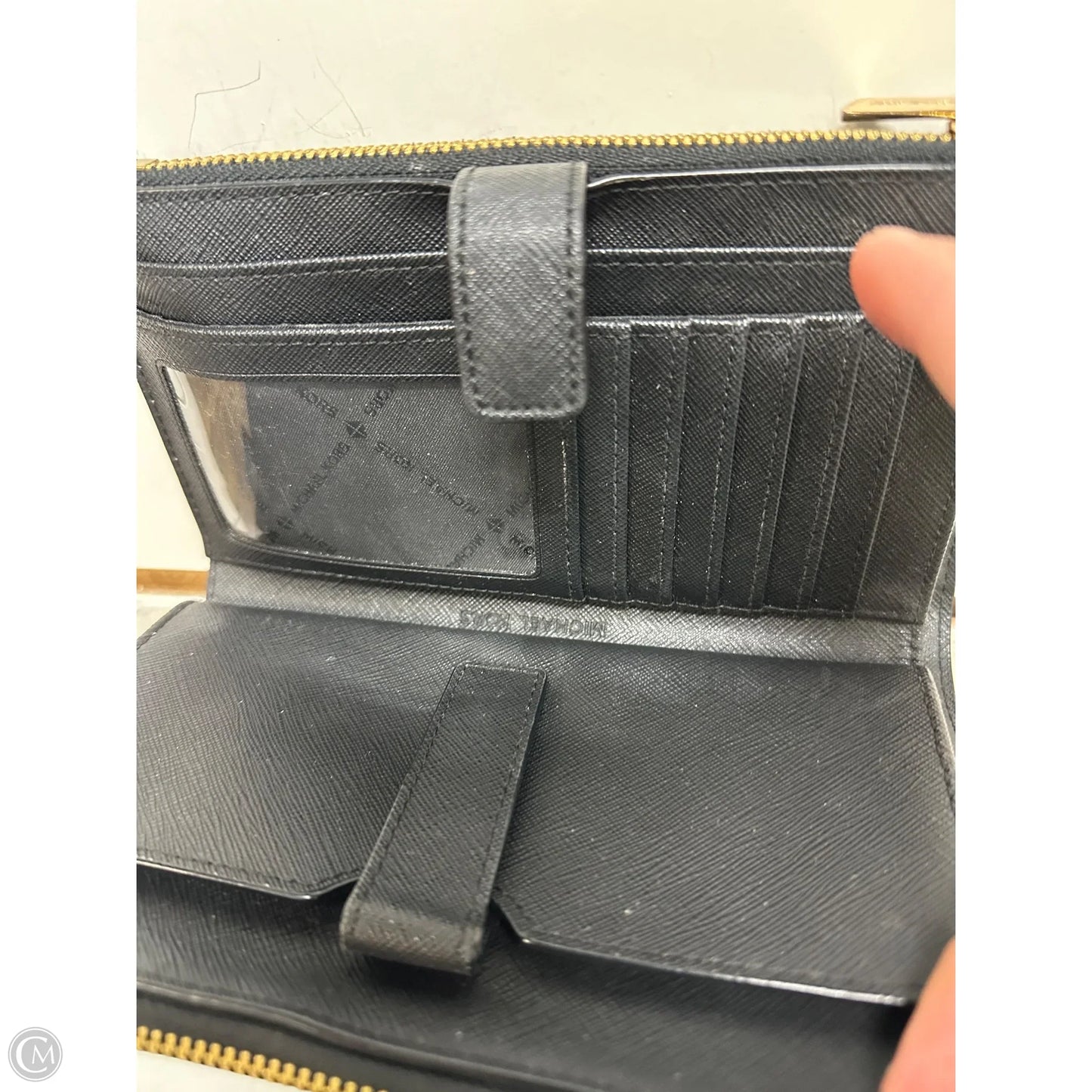 Wristlet Designer By Michael Kors, Size: Large