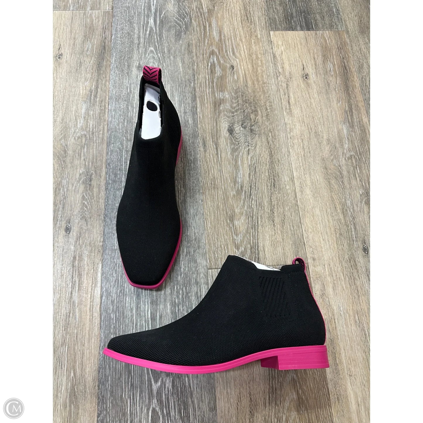 Boots Ankle Flats By Vivaia, Size: 9.5