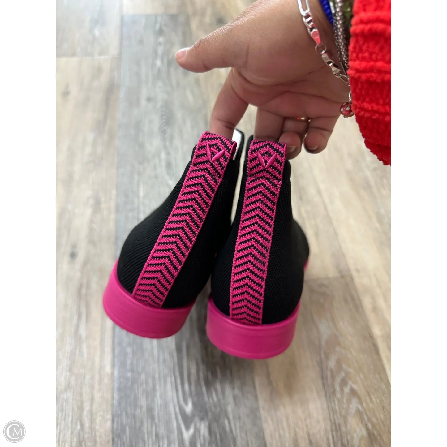 Boots Ankle Flats By Vivaia, Size: 9.5
