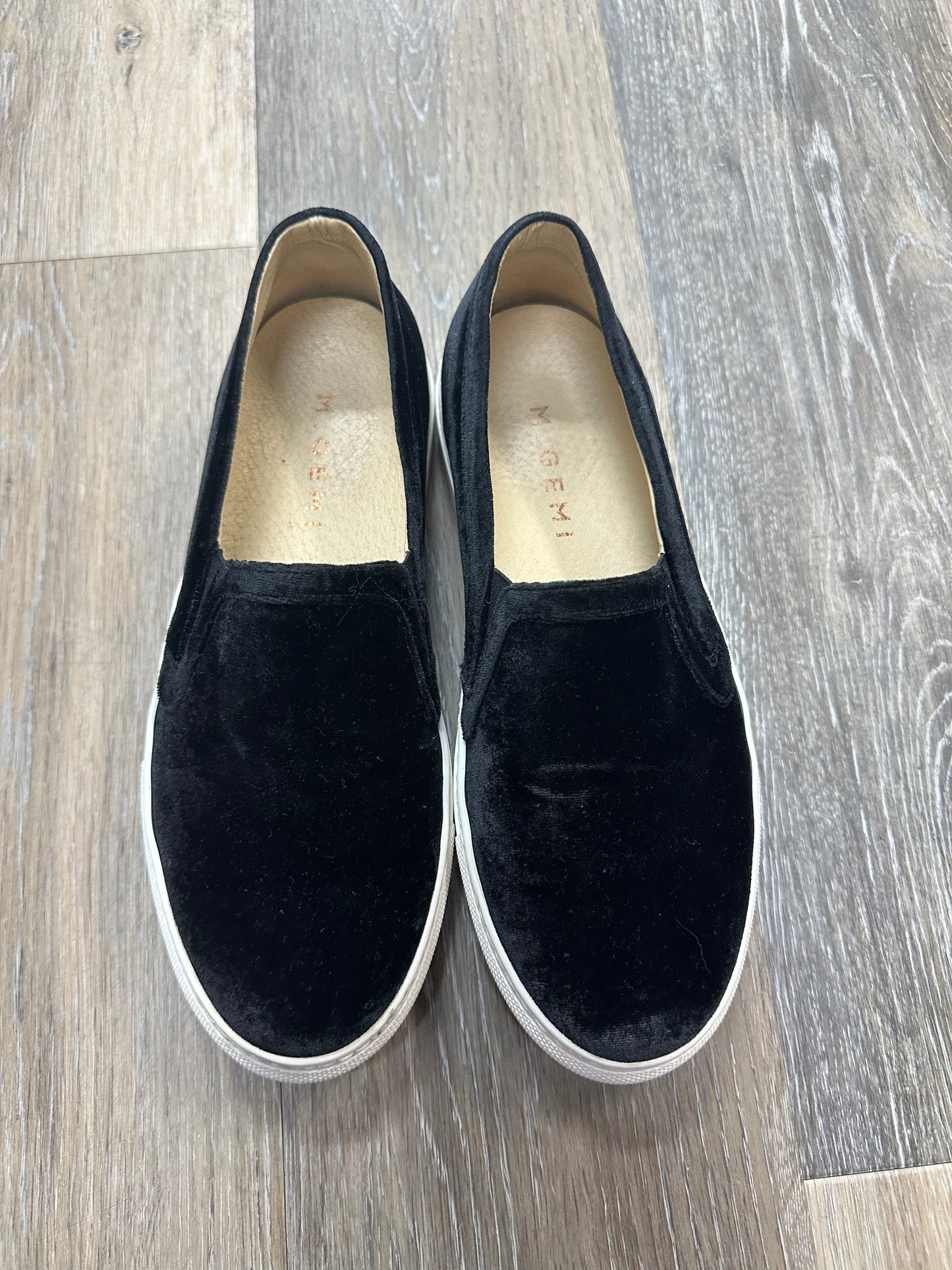 Shoes Flats By M. Gemi  Size: 6.5