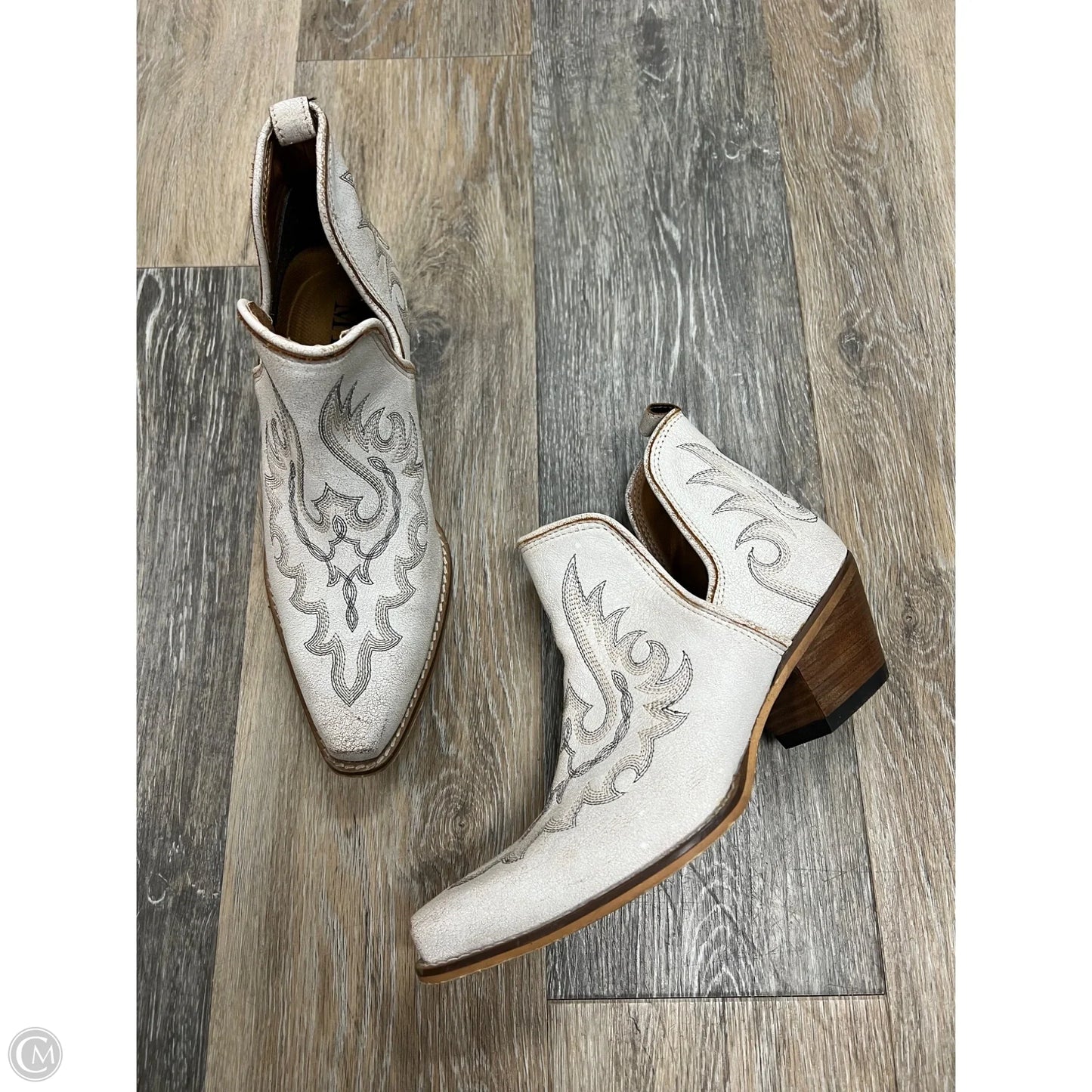 Boots Western By Myra In White, Size: 6