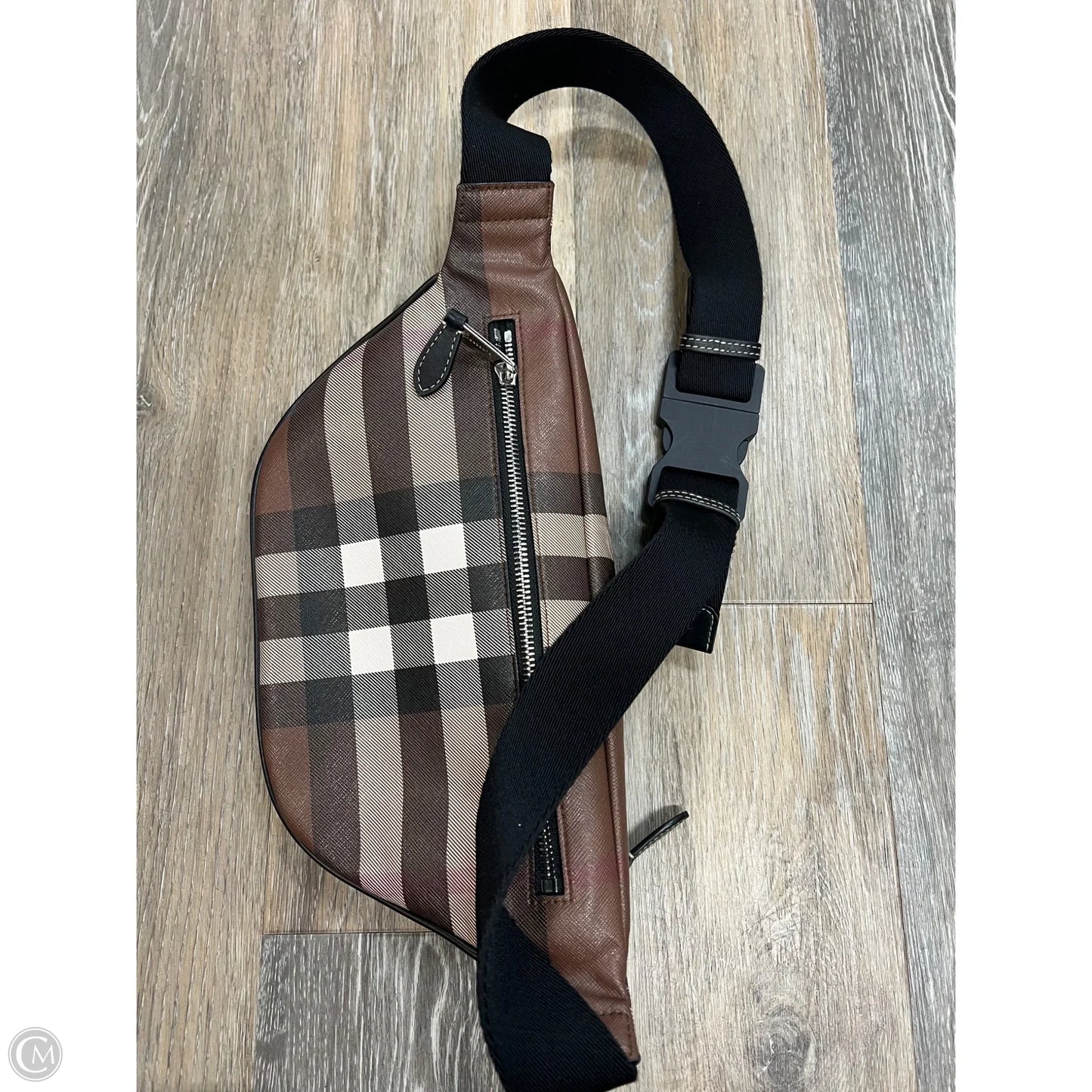 Belt Bag Luxury Designer By Burberry, Size: Medium