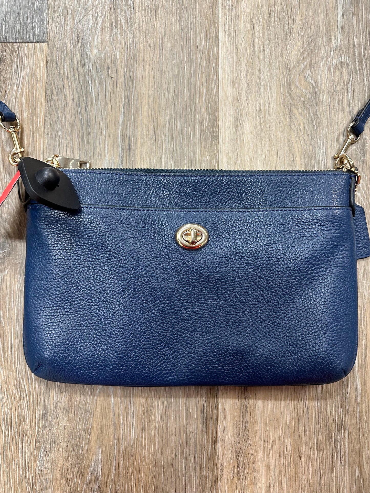 Handbag Designer By Coach  Size: Small