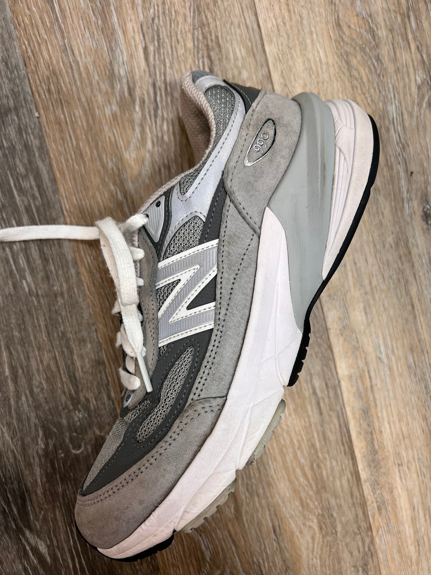 Shoes Sneakers By New Balance In Grey, Size: 8