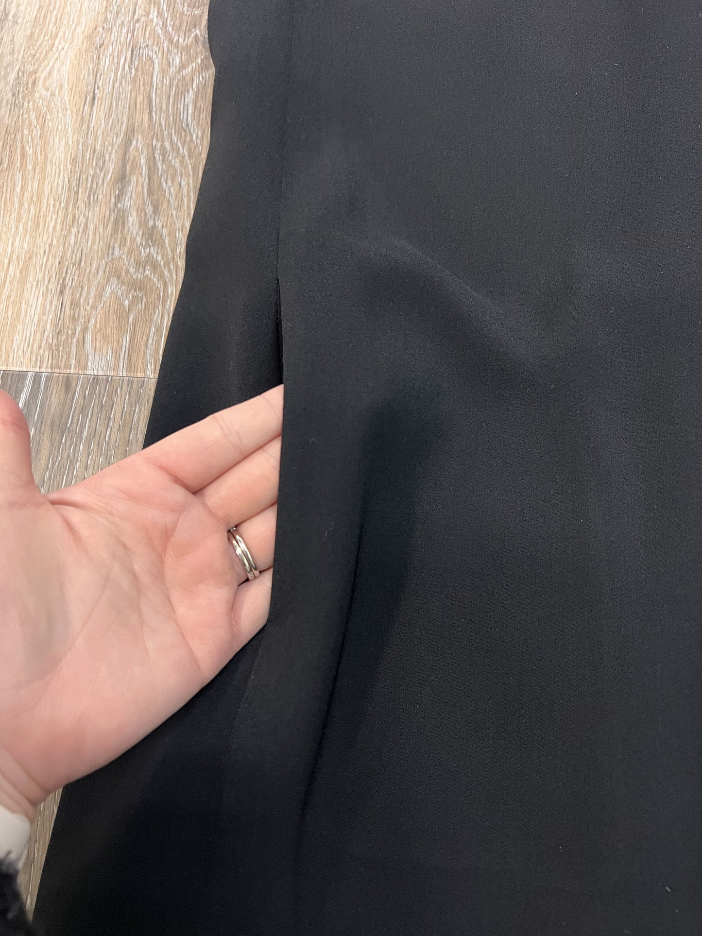 Dress Party Short By Vince  Size: 2