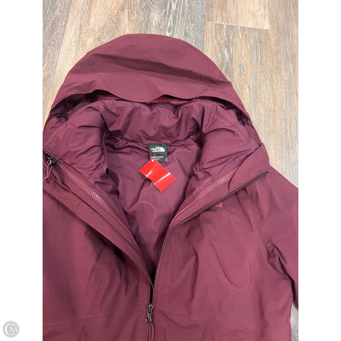 Coat Parka By The North Face In Maroon, Size: S