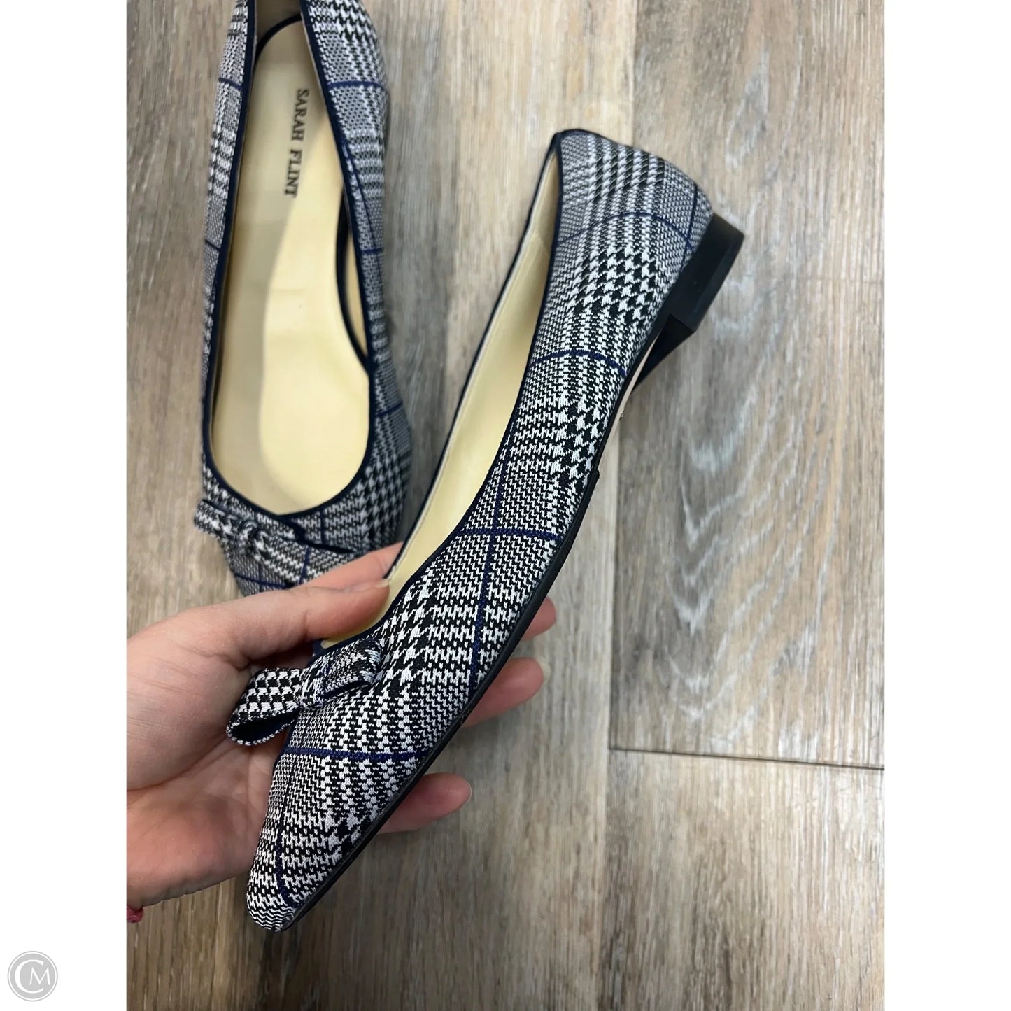 Shoes Flats By Sarah Flint In Plaid Pattern, Size: 7.5/37.5