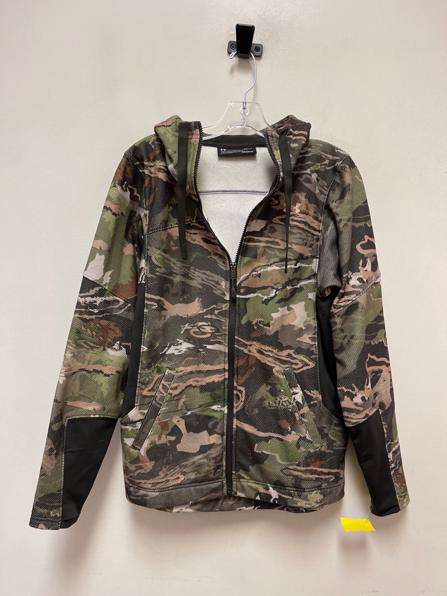 Jacket Other By Under Armour In Camouflage Print, Size: M