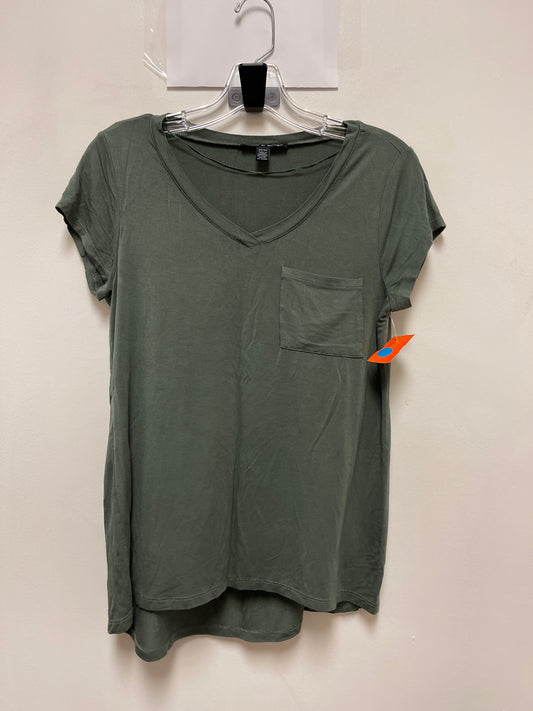 Top Short Sleeve By Cable And Gauge In Green, Size: S