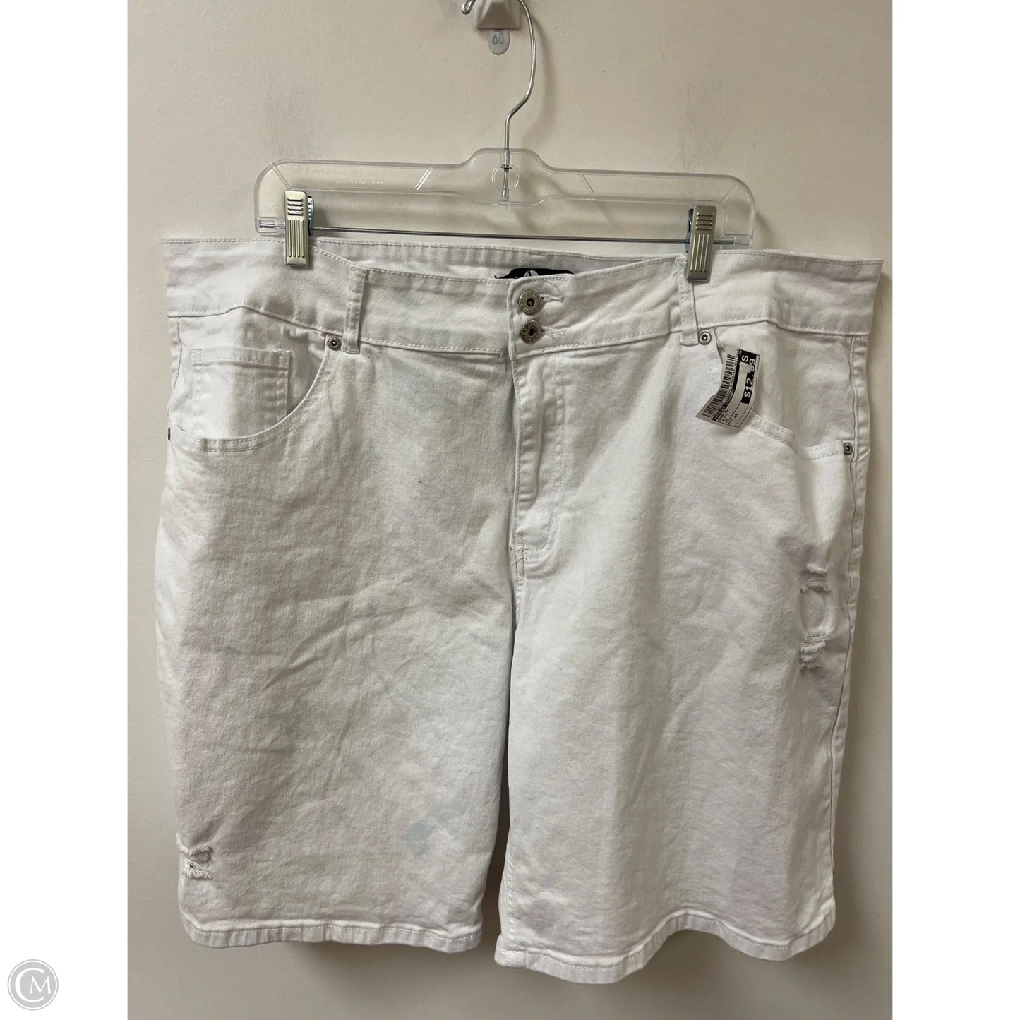 Shorts By Ashley Stewart In White, Size: 24