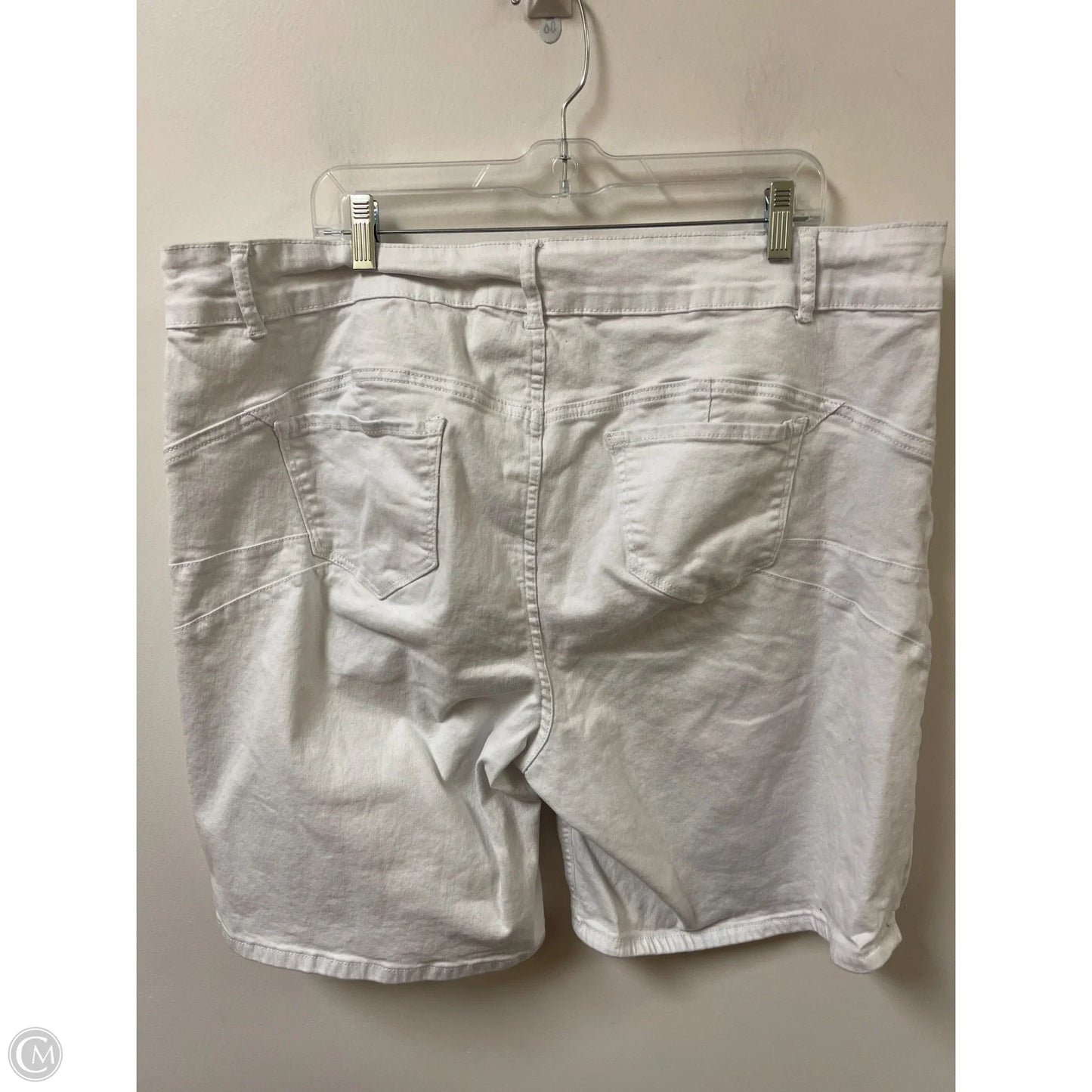Shorts By Ashley Stewart In White, Size: 24