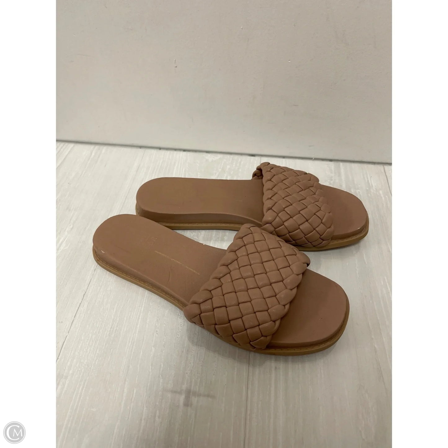 Sandals Flats By Dolce Vita In Tan, Size: 10