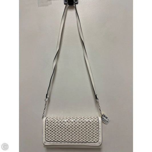 Clutch By Clothes Mentor, Size: Medium