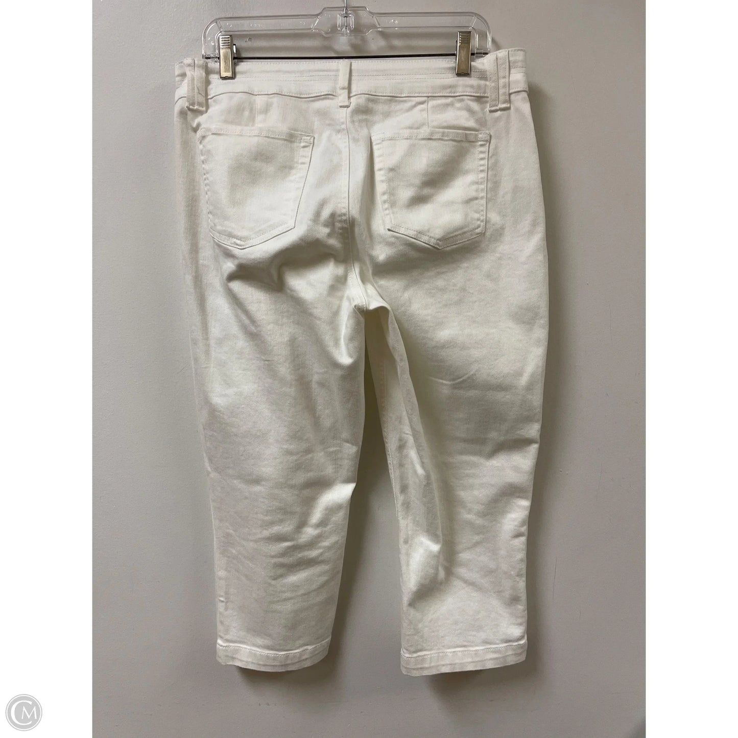Capris By Maurices In White, Size: 14