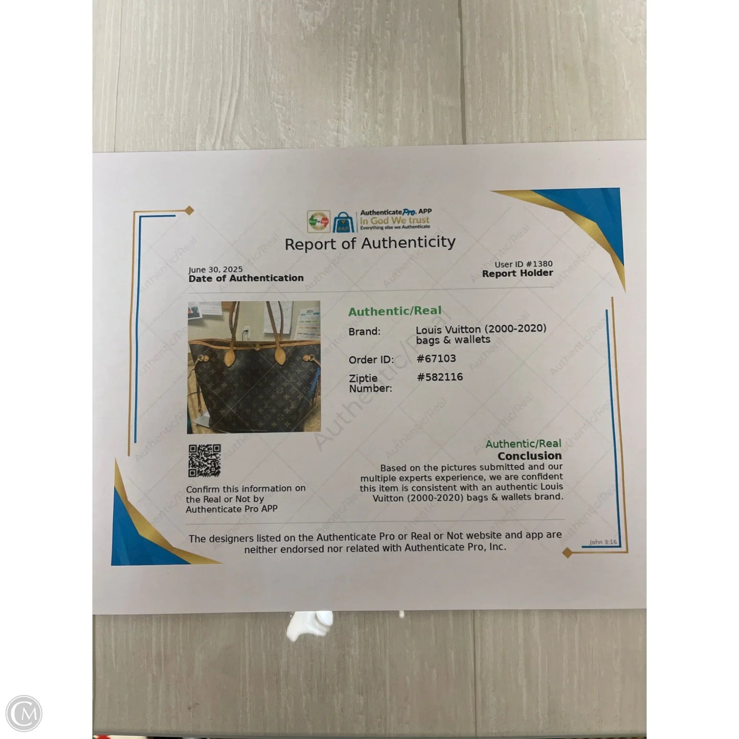 Handbag Luxury Designer By Louis Vuitton, Size: Large