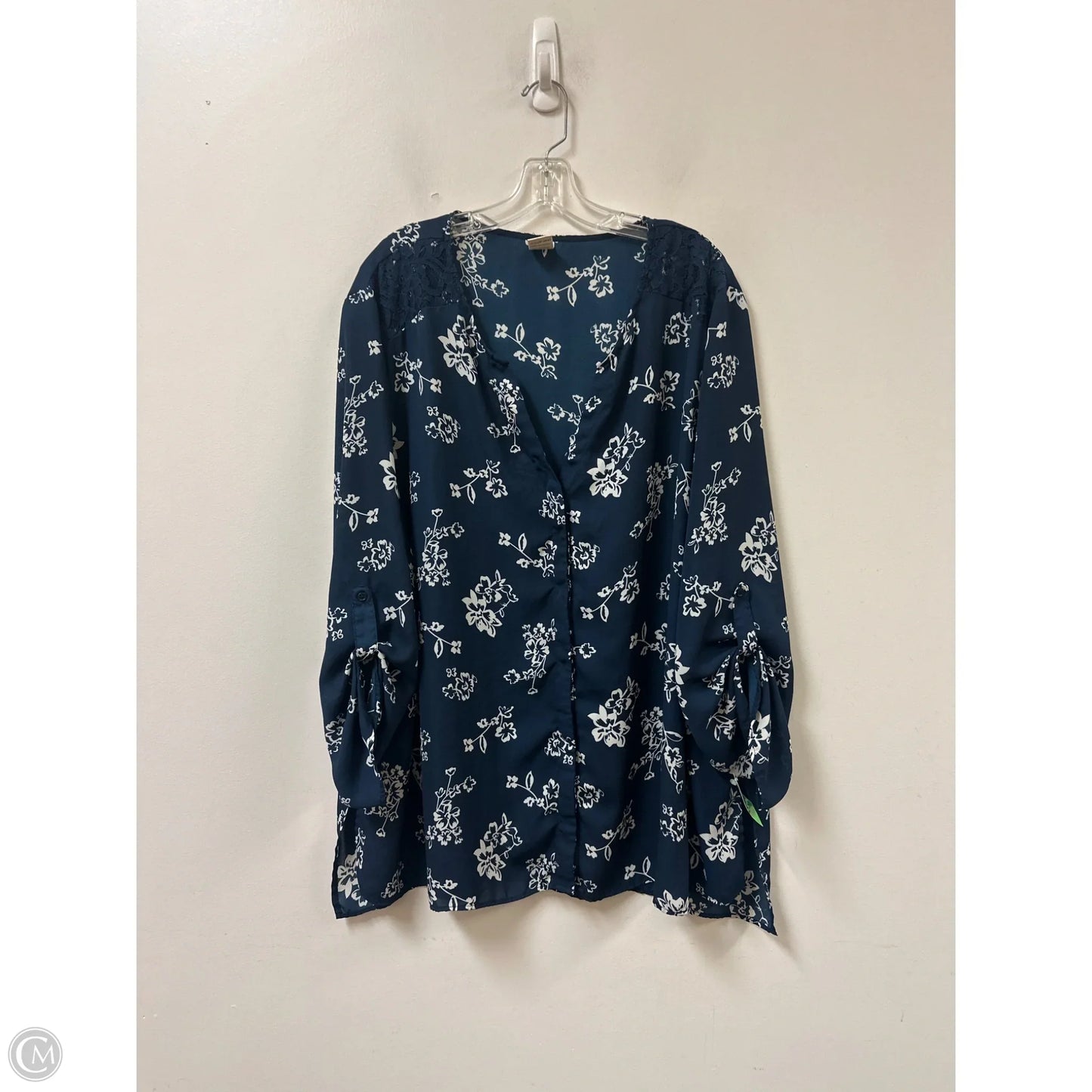 Blouse Long Sleeve By Terra & Sky In Navy, Size: 3x