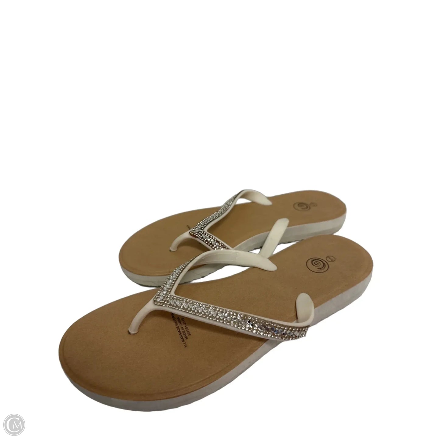 Sandals Flip Flops By Clothes Mentor In White, Size: 9