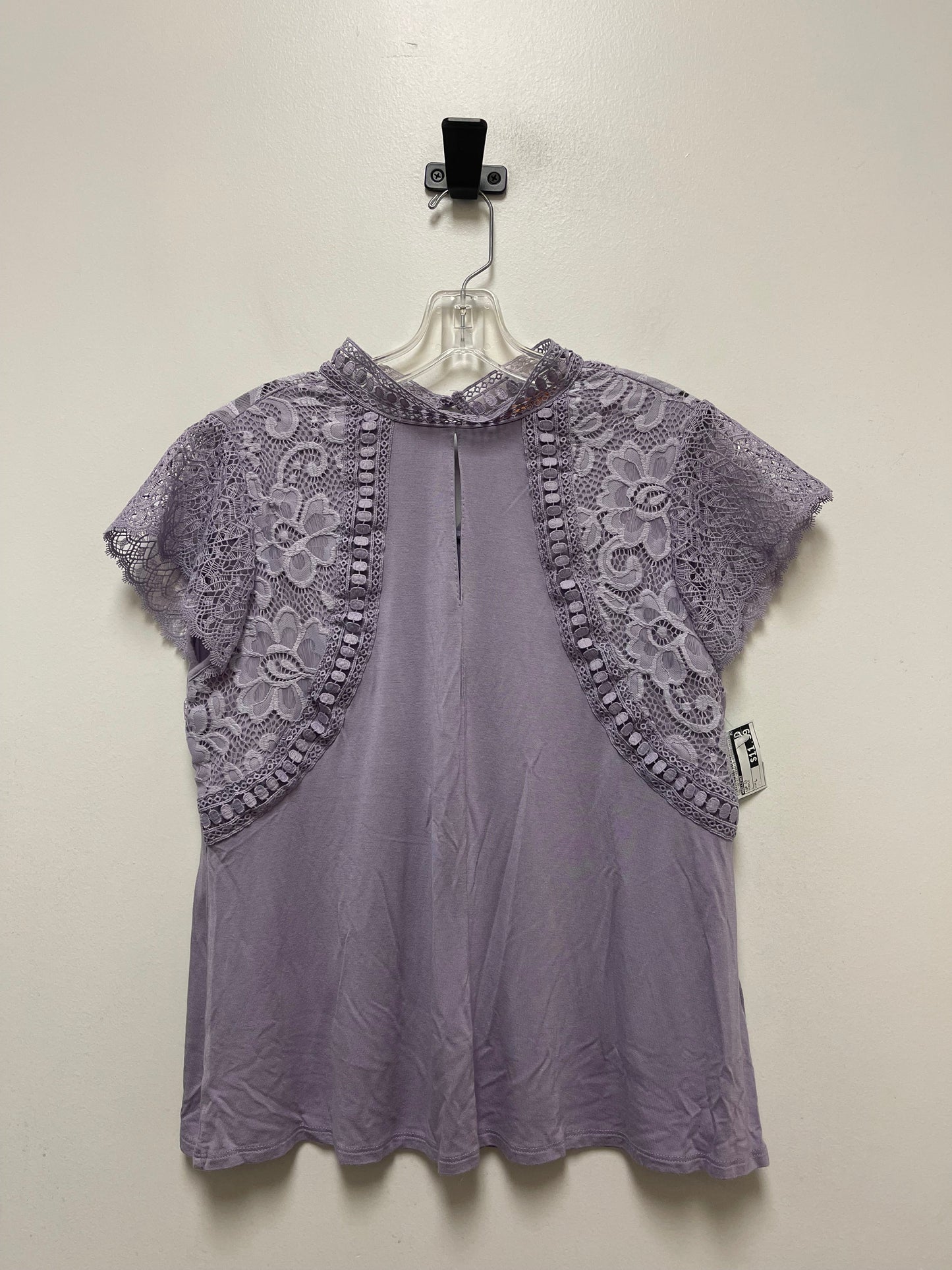 Top Short Sleeve By Belldini  Size: L