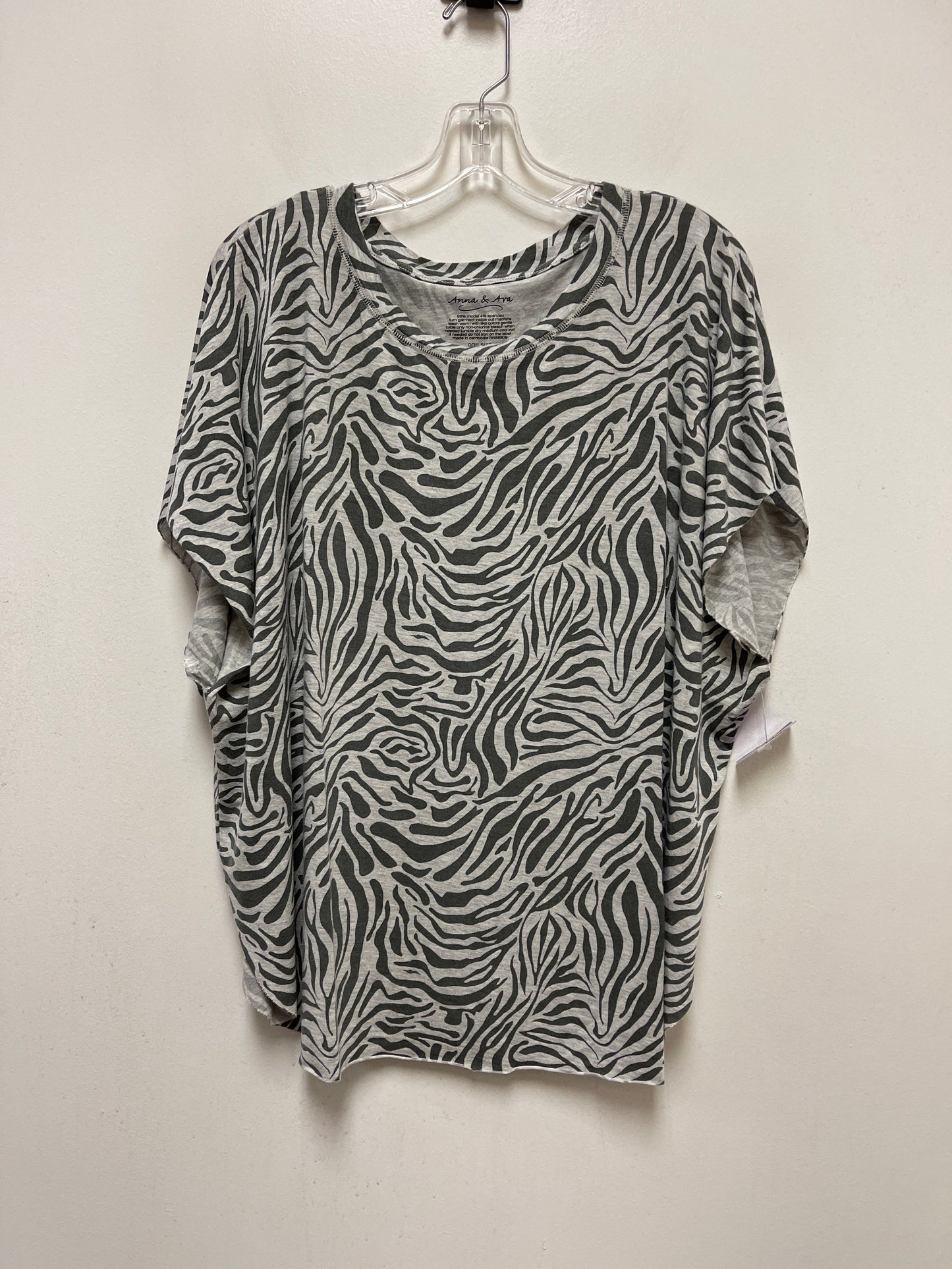 Grey Top Short Sleeve Anna & Ava, Size M