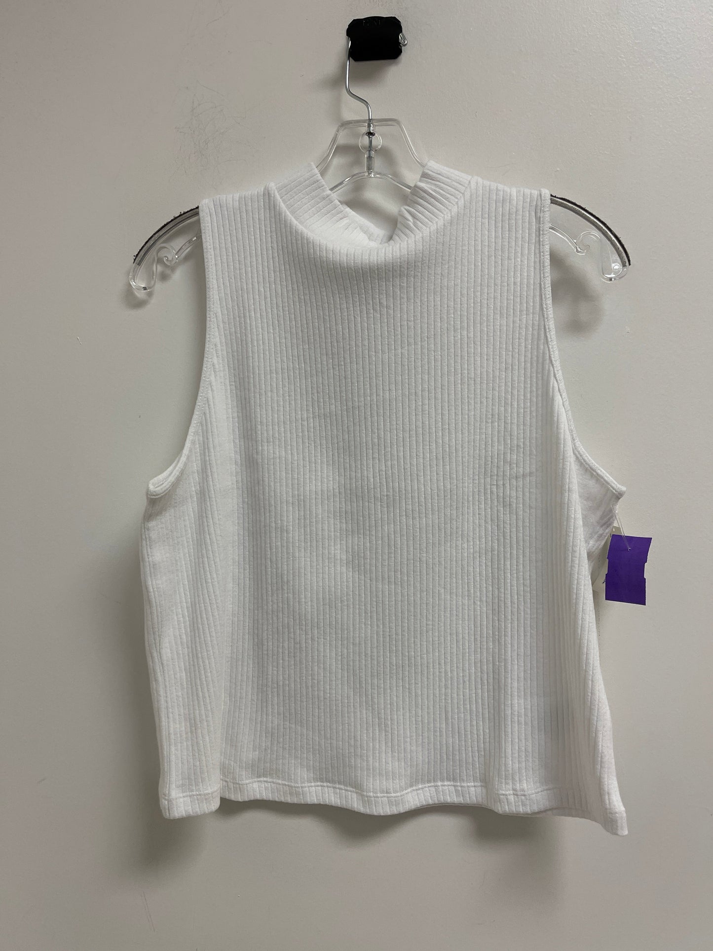 White Top Sleeveless Old Navy, Size Xl