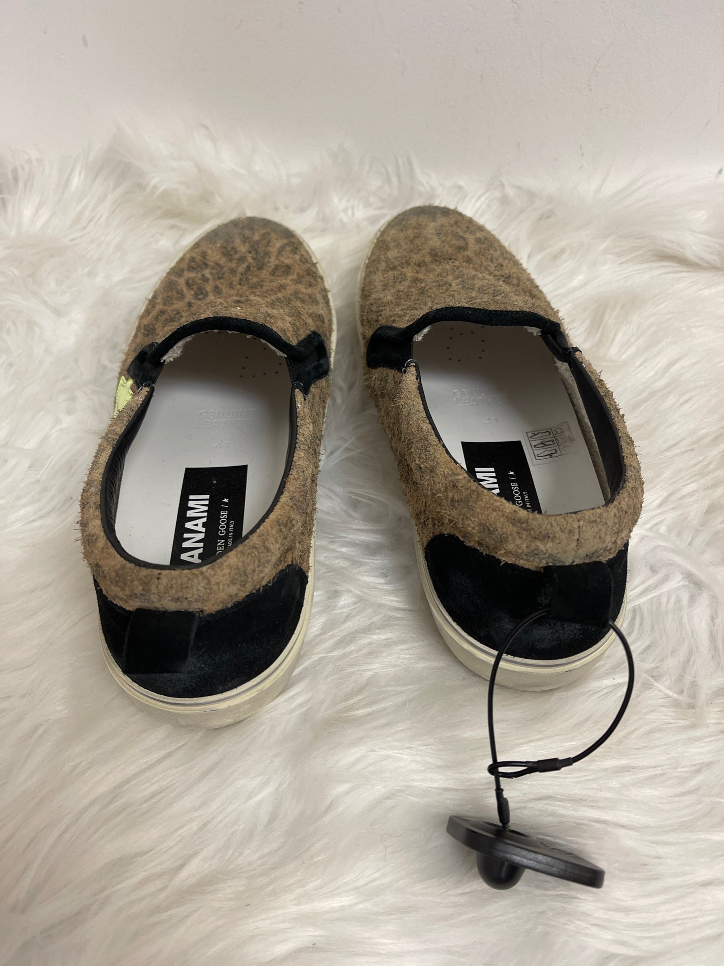 Shoes Luxury Designer By Golden Goose In Animal Print, Size: 10.5