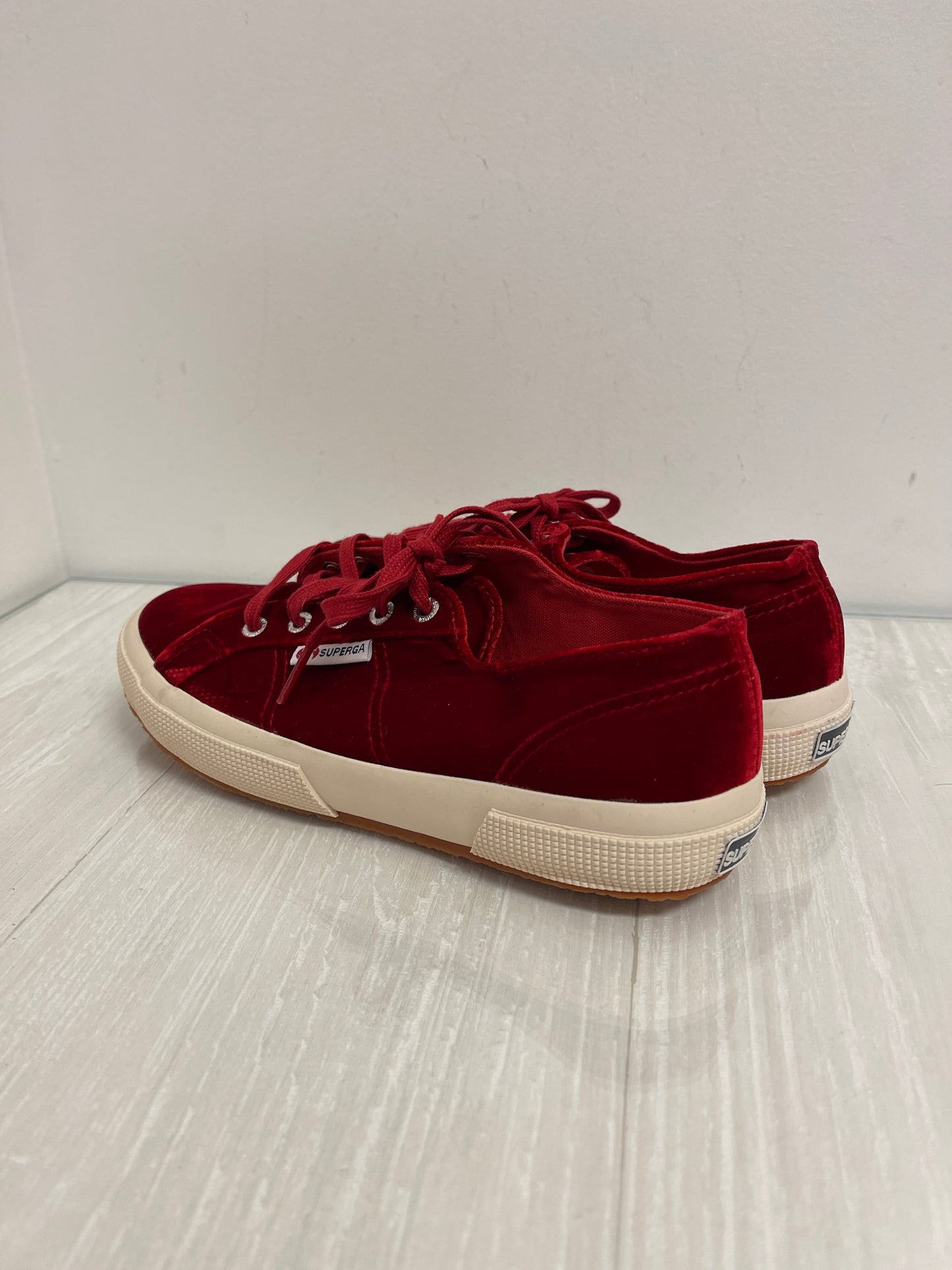 Shoes Sneakers By Superga In Red, Size: 7.5