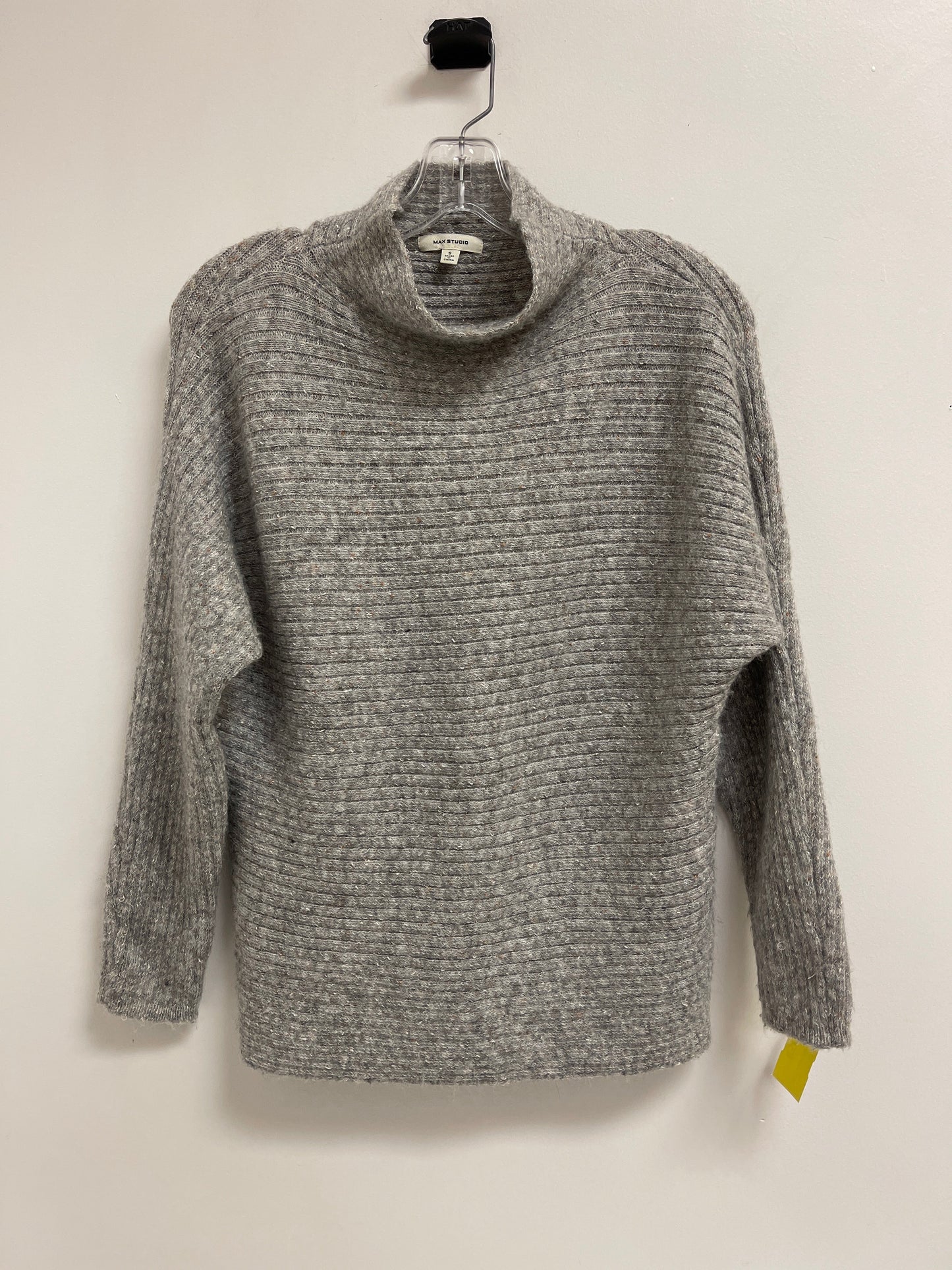 Sweater By Max Studio In Grey, Size: S