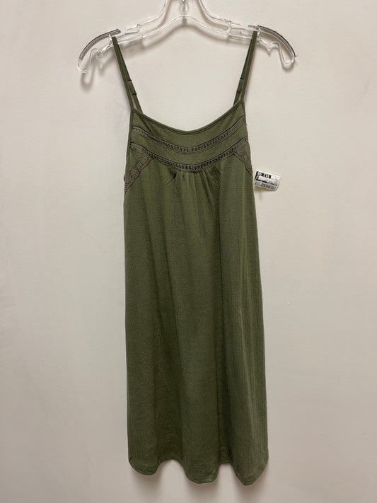 Dress Casual Short By Hem & Thread In Green, Size: S