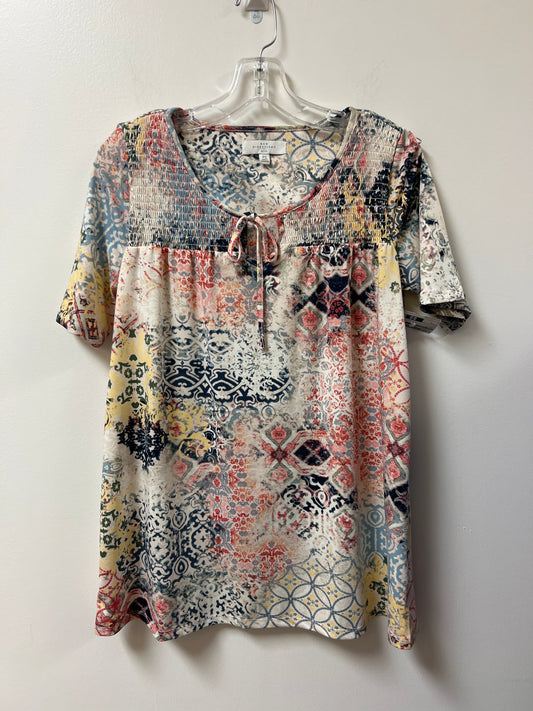 Top Short Sleeve By New Directions In Multi-colored, Size: S