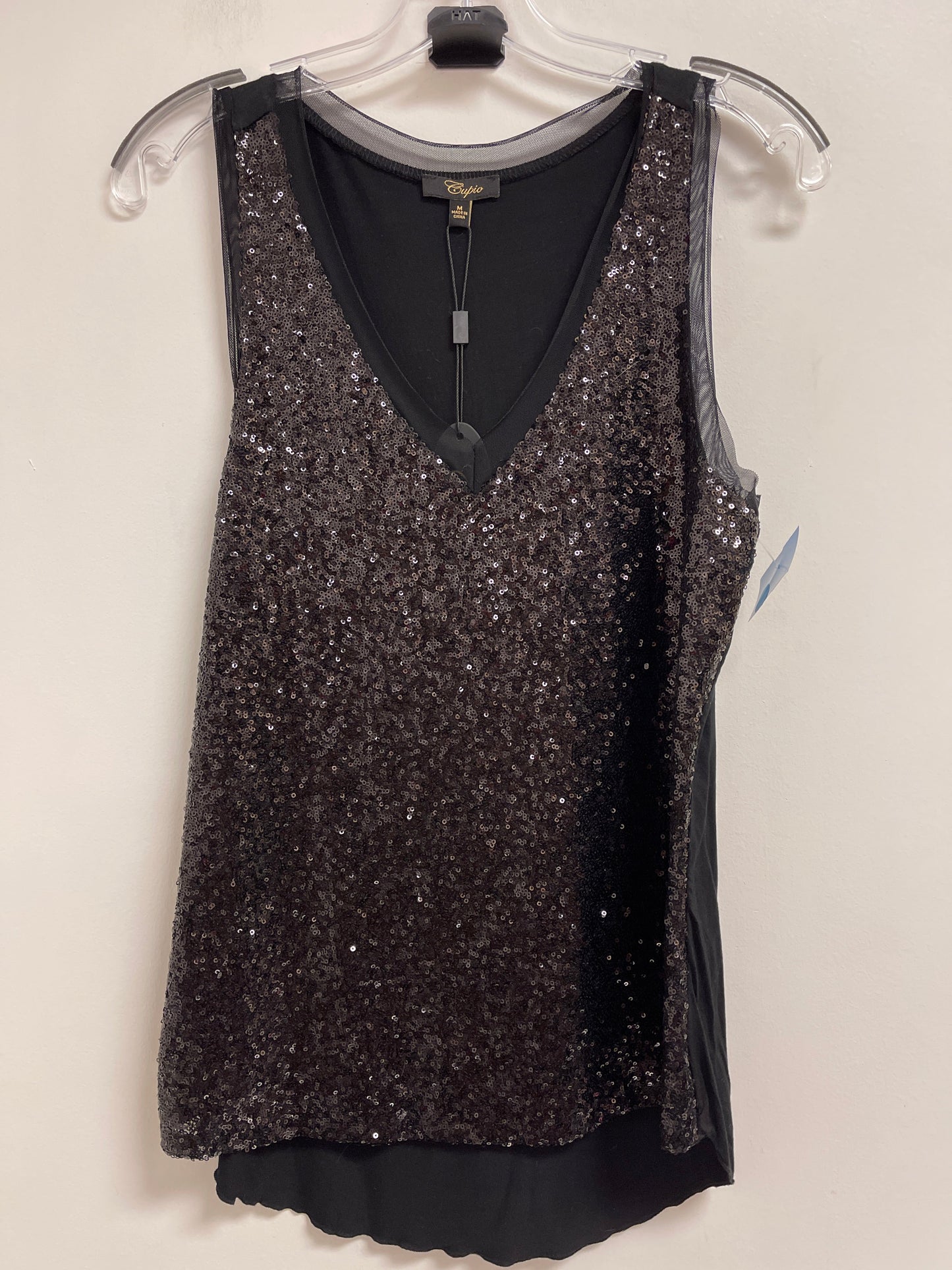 Top Sleeveless By Cupio In Black, Size: M