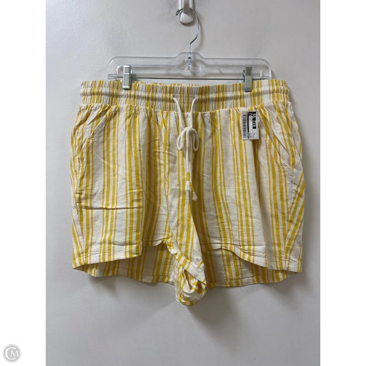 Shorts By Torrid In Yellow, Size: 16